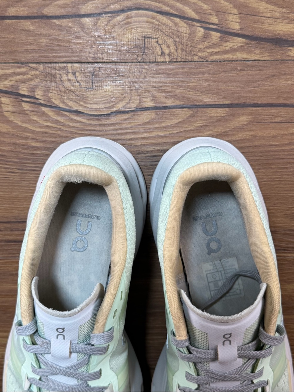 On Cloudpulse Training Shoes Sneakers Women’s Size 7 - Picture 9 of 11